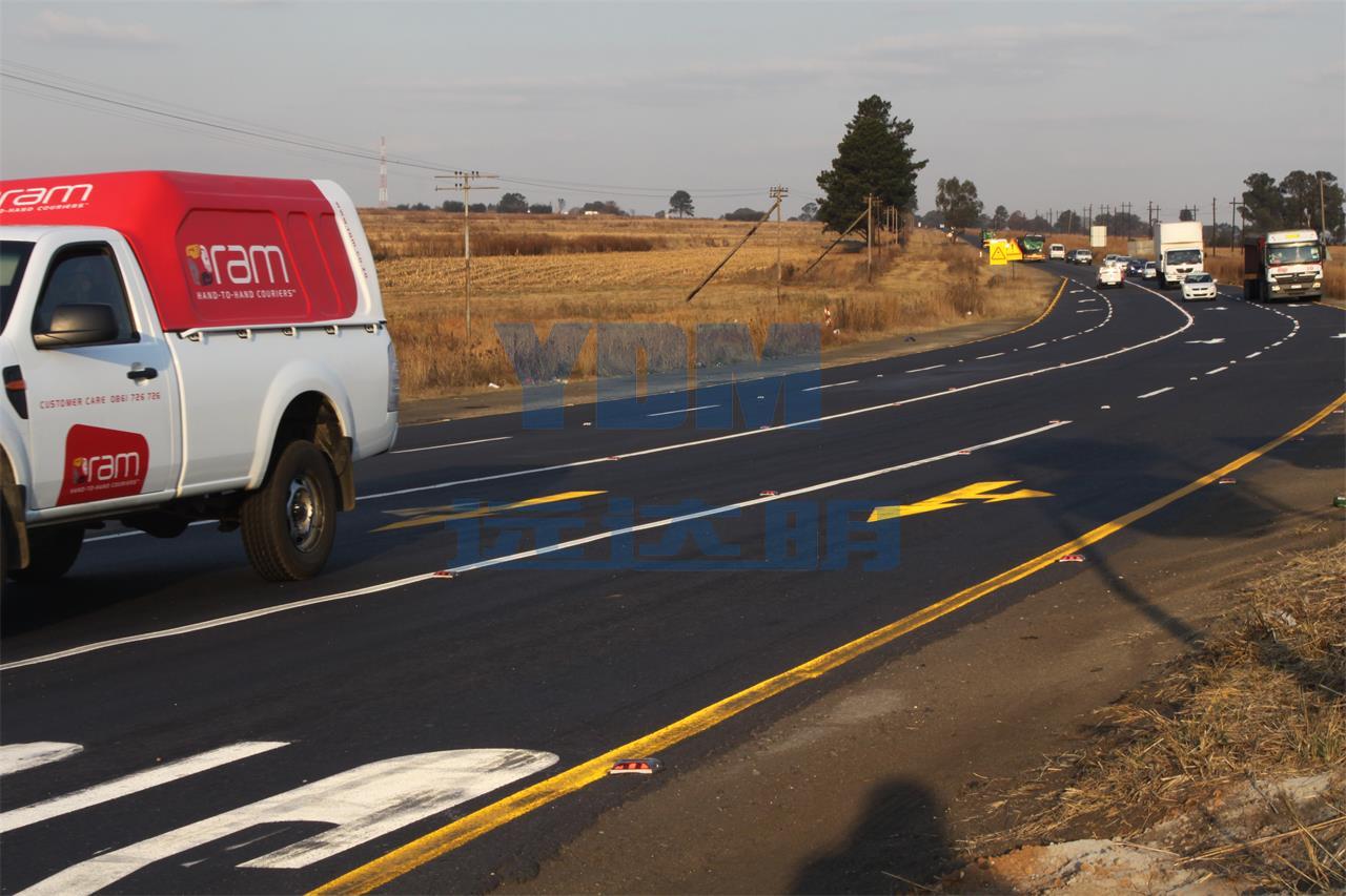 2012南非-2012南非铸铝反光道钉-南非20120528_4710