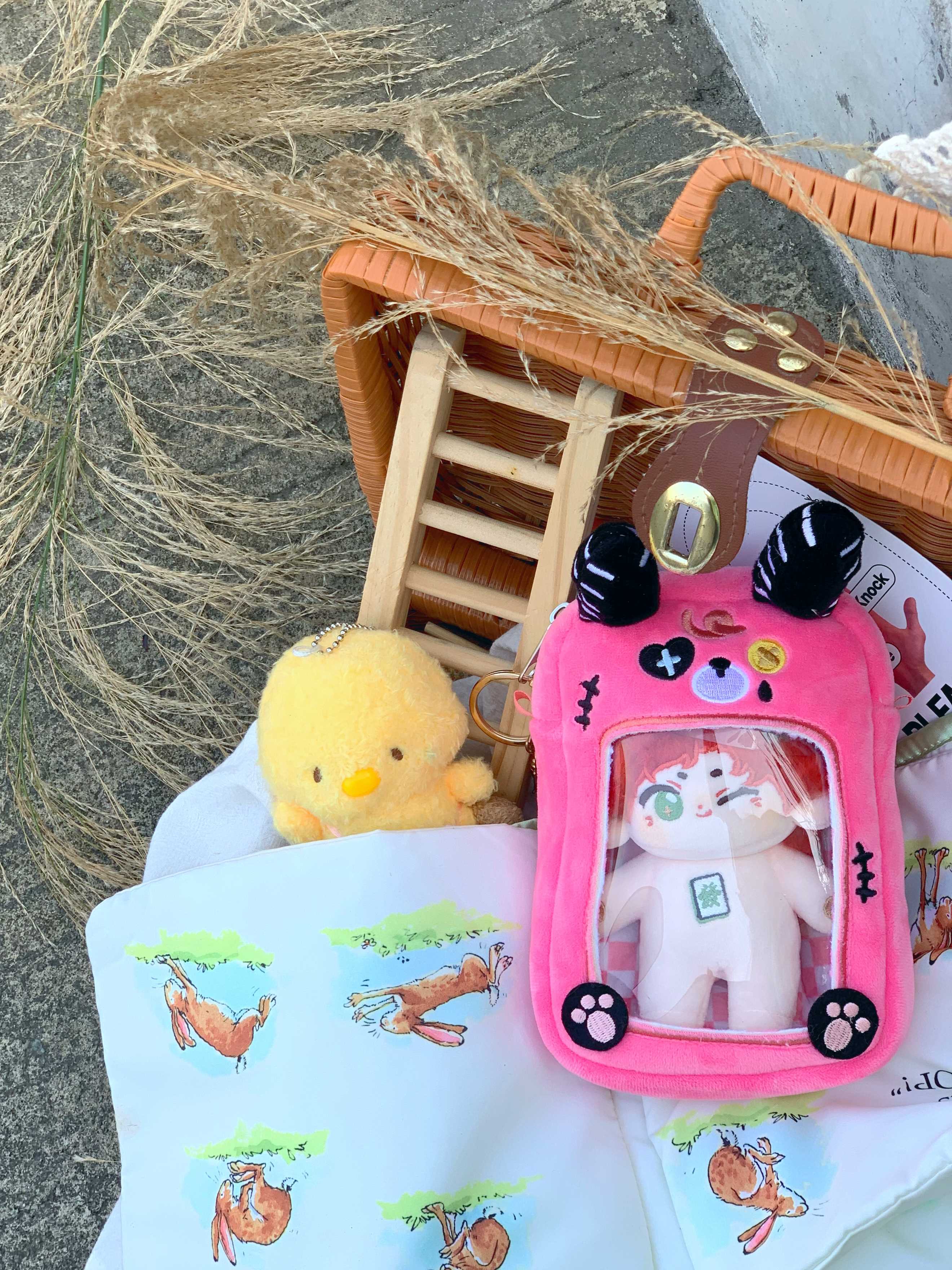 Soft,fluffy,andoh-so-adorable,ThePetitePinkPerfectionDollBagForyour10cmPlushDoll04