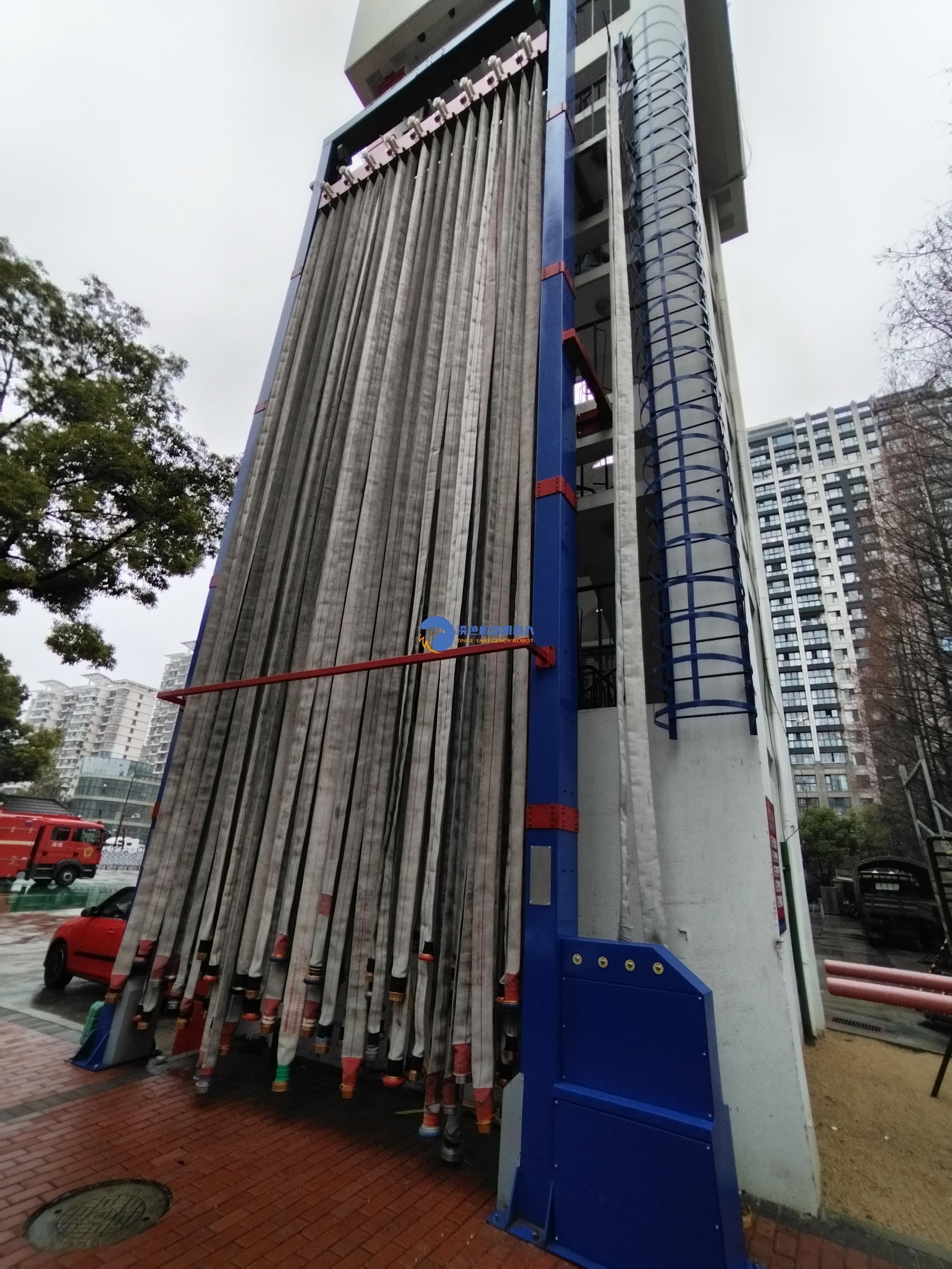 龙门架水带晾晒收卷一体机