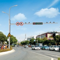 信号灯杆-ecc41ed0a1d7fac72b47ca472f77b6d9