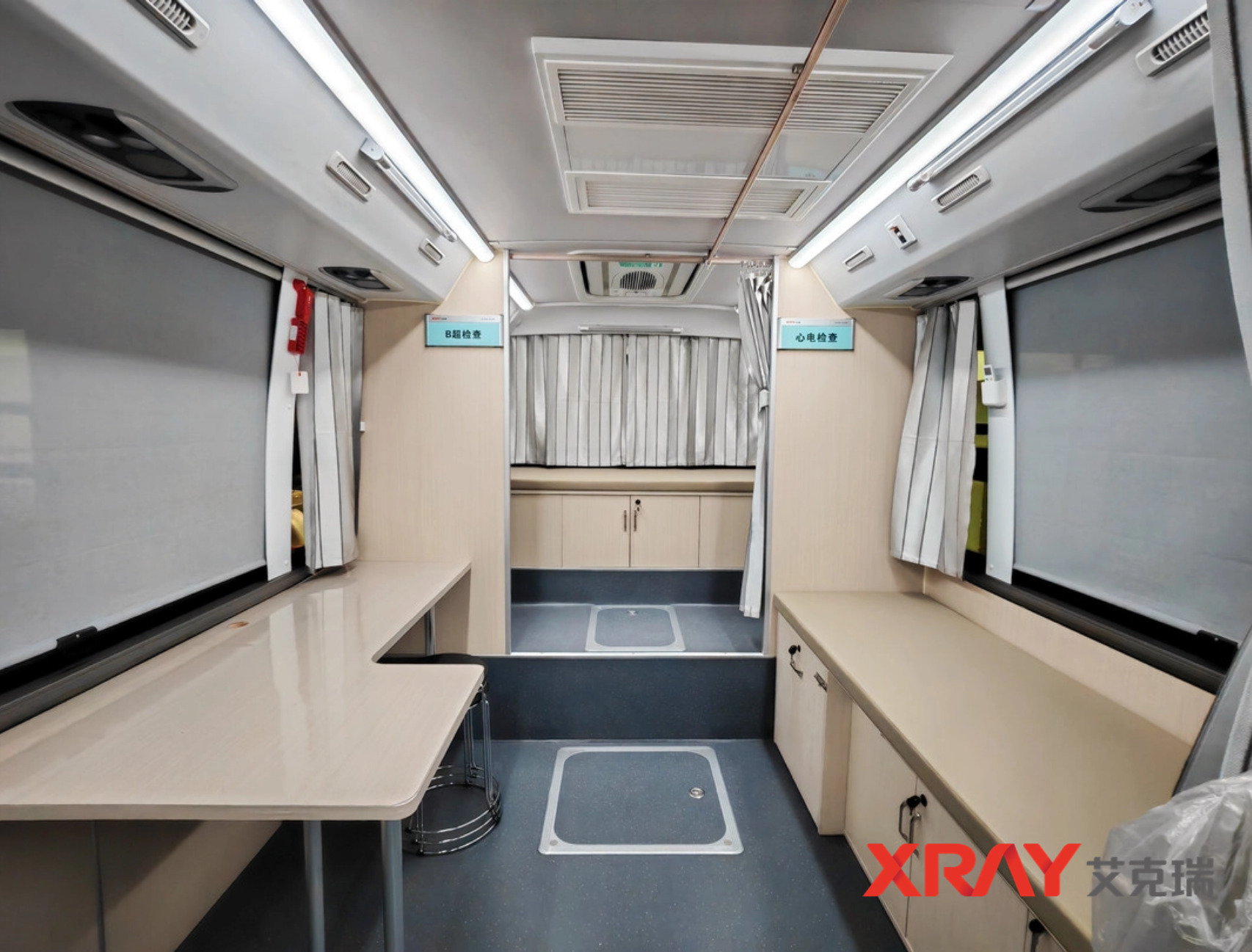 9米健康体检车内饰2