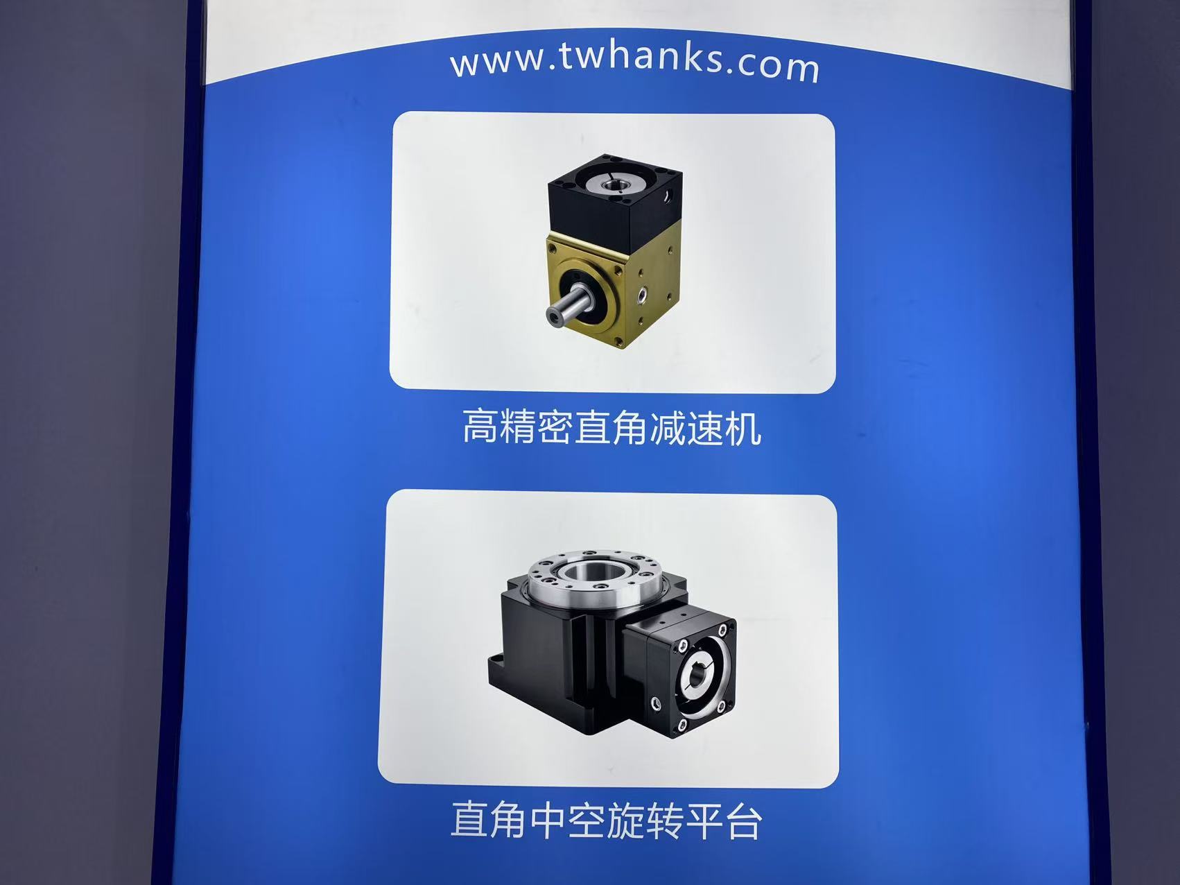 ddc83b7e17359fbf77bcfab32123ebd4