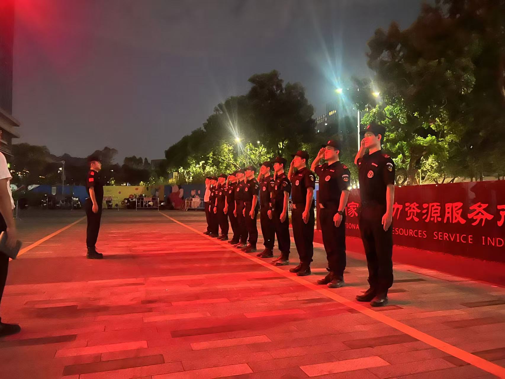 深圳保安公司-劲光物业安保服务