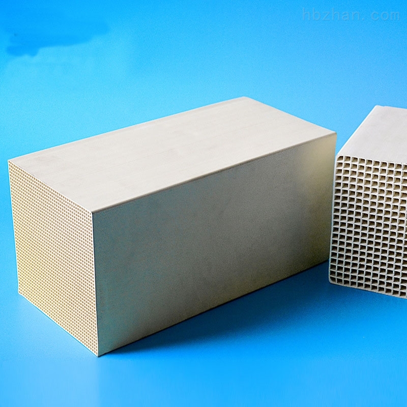 637534776718673901244