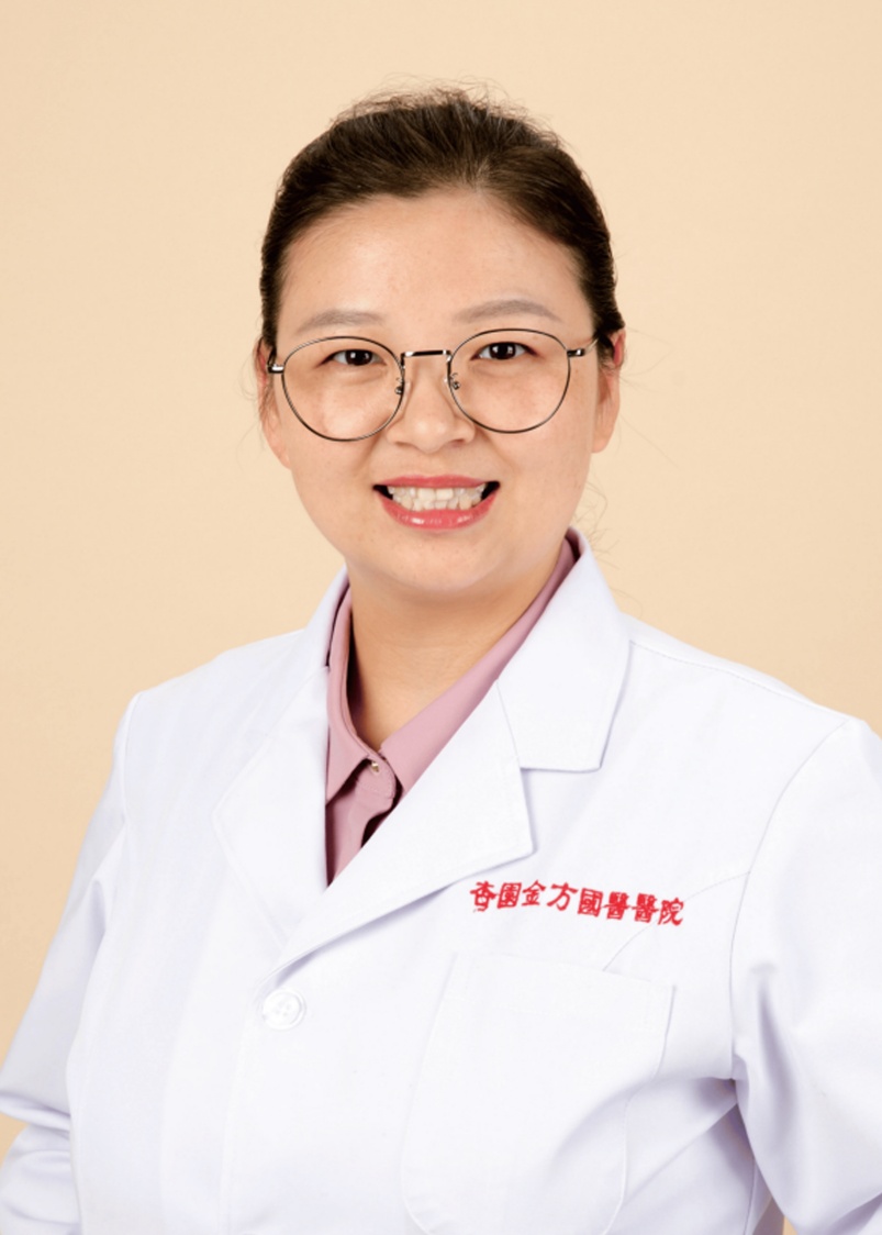 聂小静医师肖像