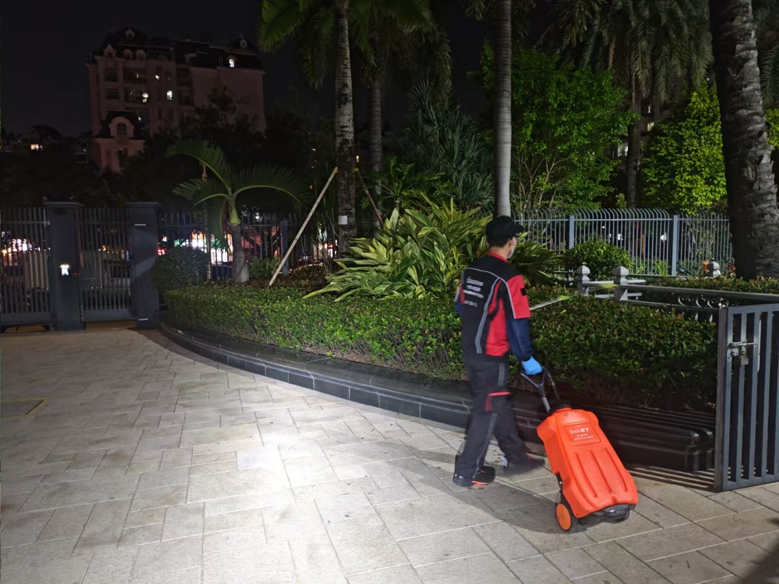 微信图片_20251009011048_3498_83