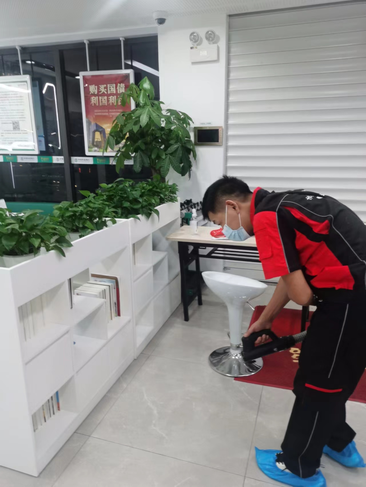 天河区，农业银行燕塘支行消杀工程记录无码-568d3273464f9e034ba8acb3b09c757