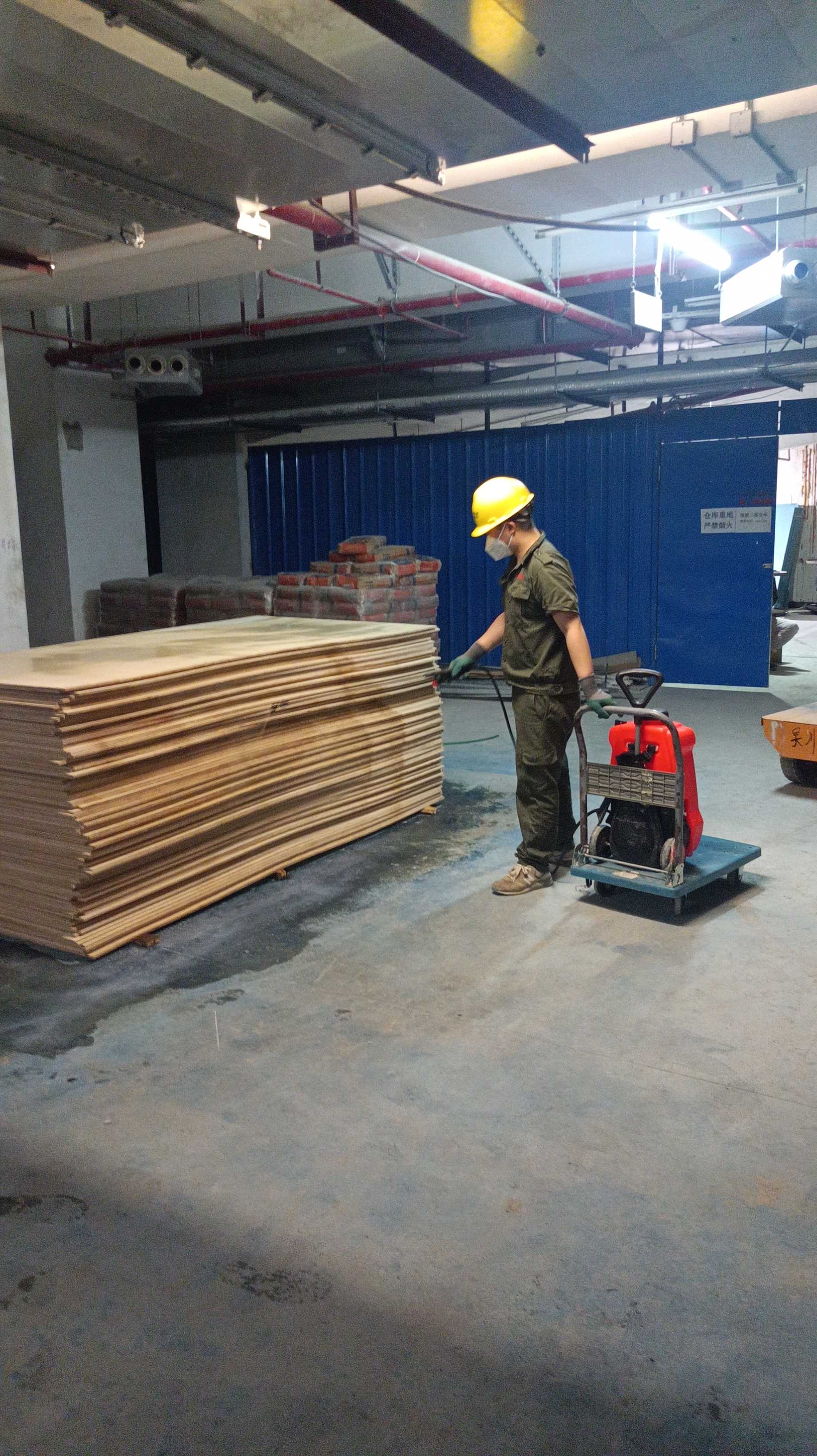 恒裕深圳湾白蚁防治现场无码-7efa1c6ffca45000b9aafbc9e9f03f6