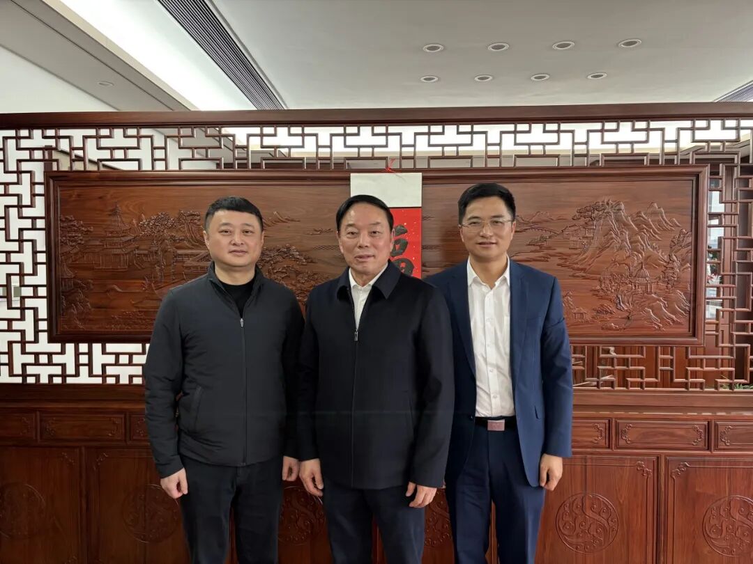 越城区建设局领导来长业建设集团走访慰问