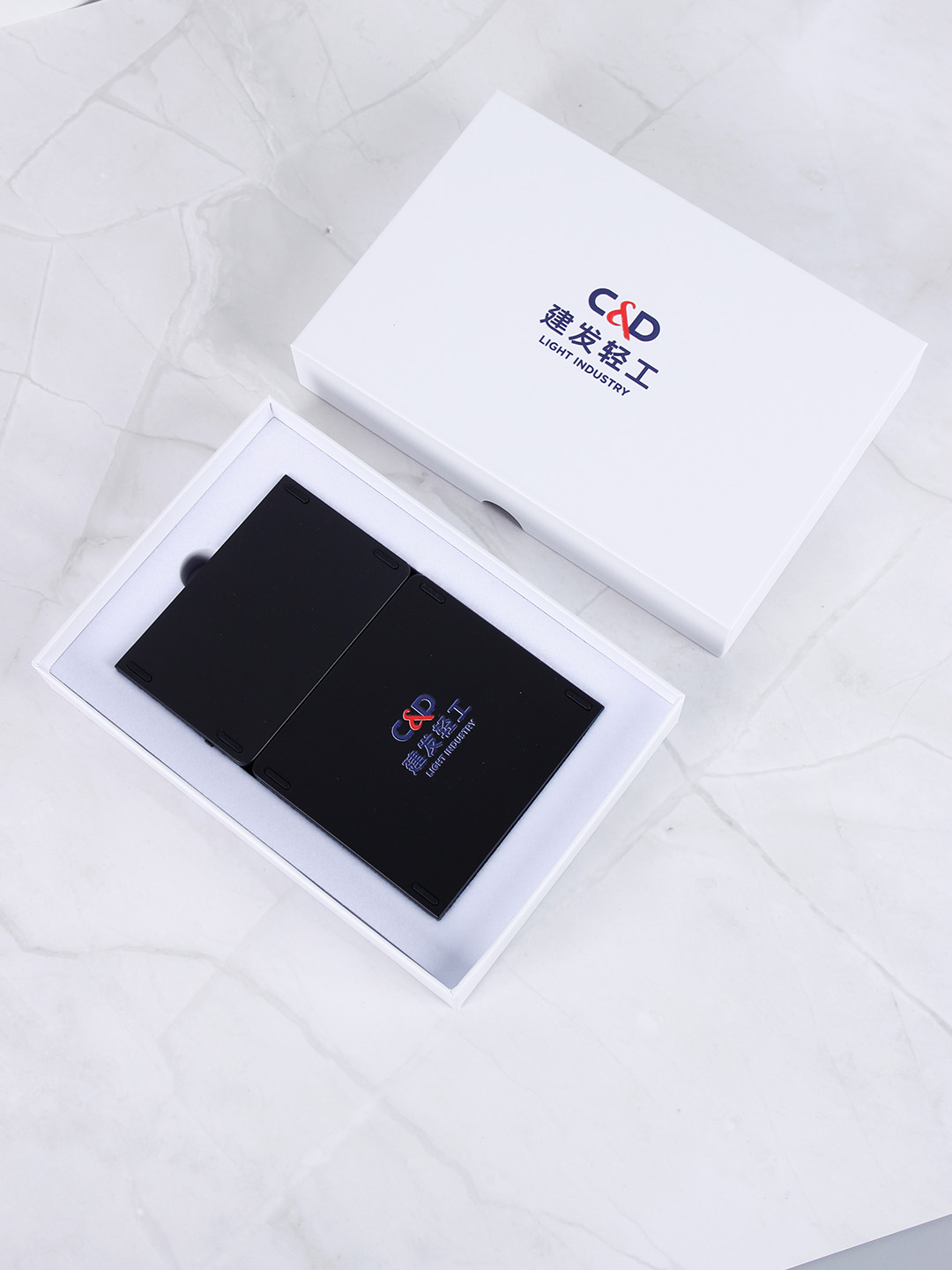 B089T无线蓝牙三折叠带触摸键盘便携折叠蓝牙键盘触摸板办公键盘产品图 2