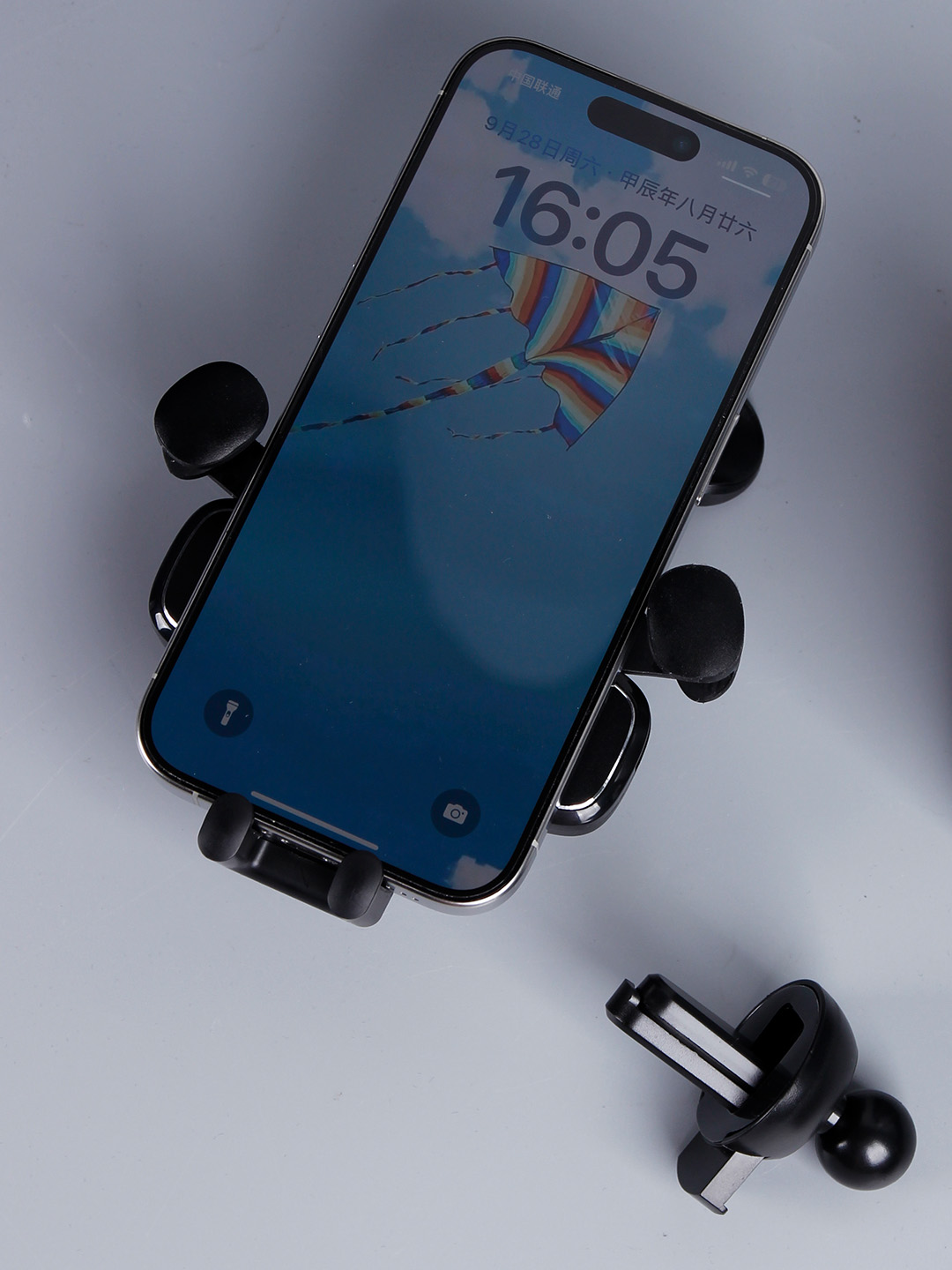 LC-1014重力汽车支架产品图 3