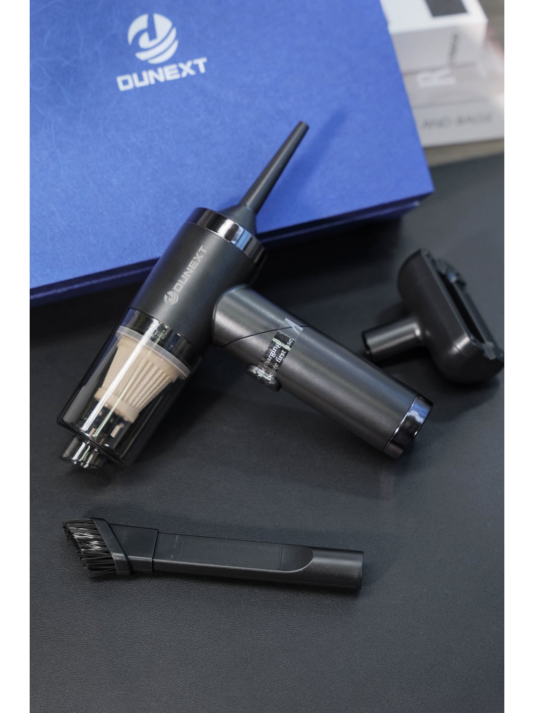 Q108可折叠车载吸尘器+C6自动夹臂无线充车载手机支架汽车礼盒产品图 7