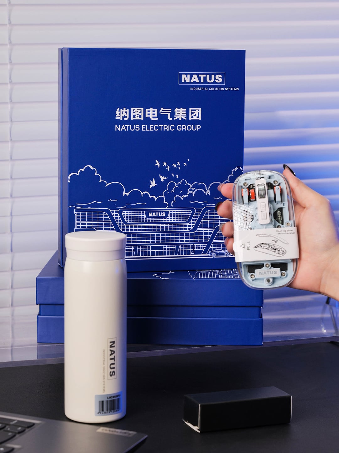乐扣乐扣HC6550FU 280ml简约随身直饮杯+M133透明三模鼠标办公生活礼盒产品图 5