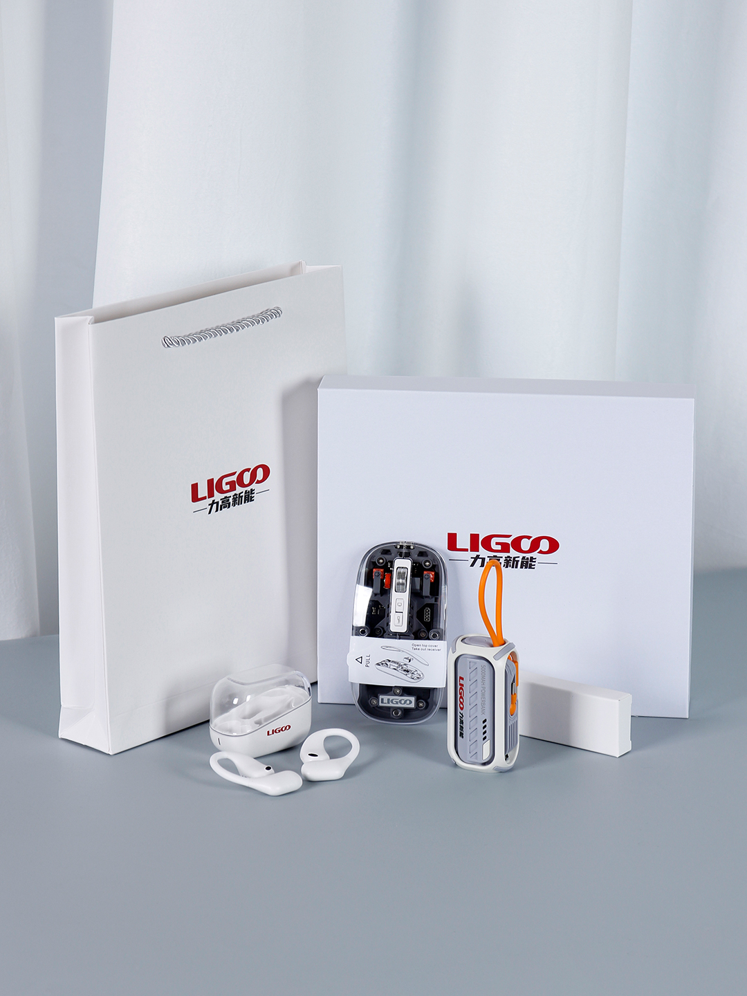 LC-1603透明鼠标+LC-0905/X6透明蓝牙耳机+LC-031超级快充充电宝透明科技数码礼盒产品图 3