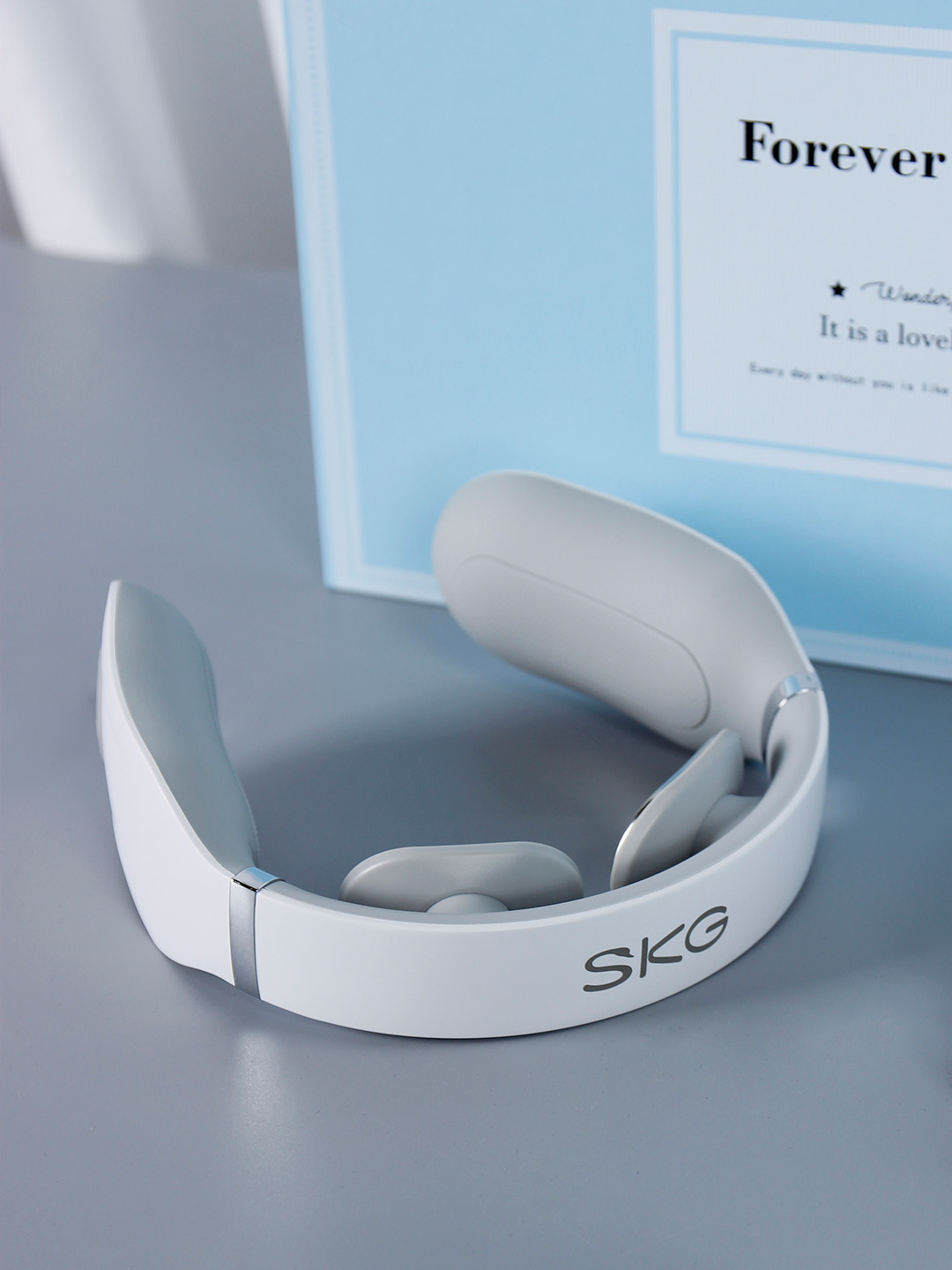 SKG 4098时尚款 低频颈椎按摩仪颈部按摩器肩颈放松健康礼品