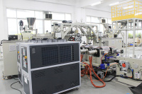 3台双螺杆共挤PET聚酯薄膜试验机