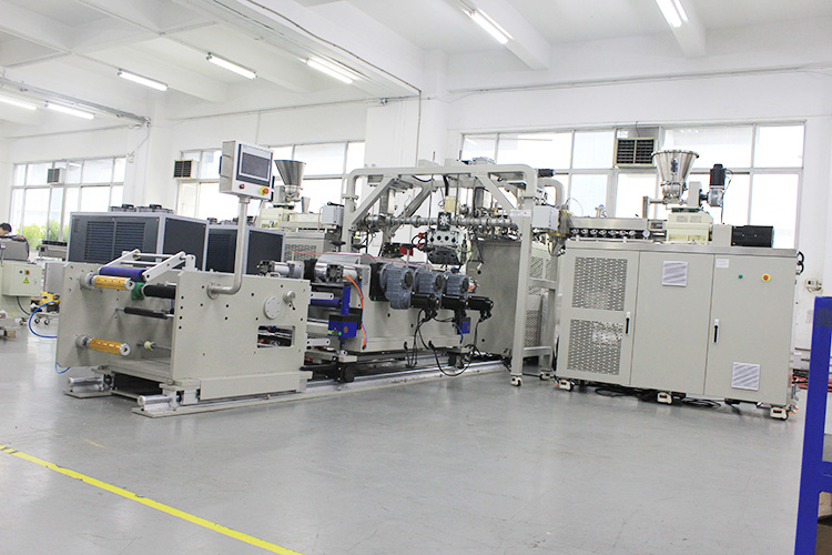 3台双螺杆共挤PET聚酯薄膜试验机