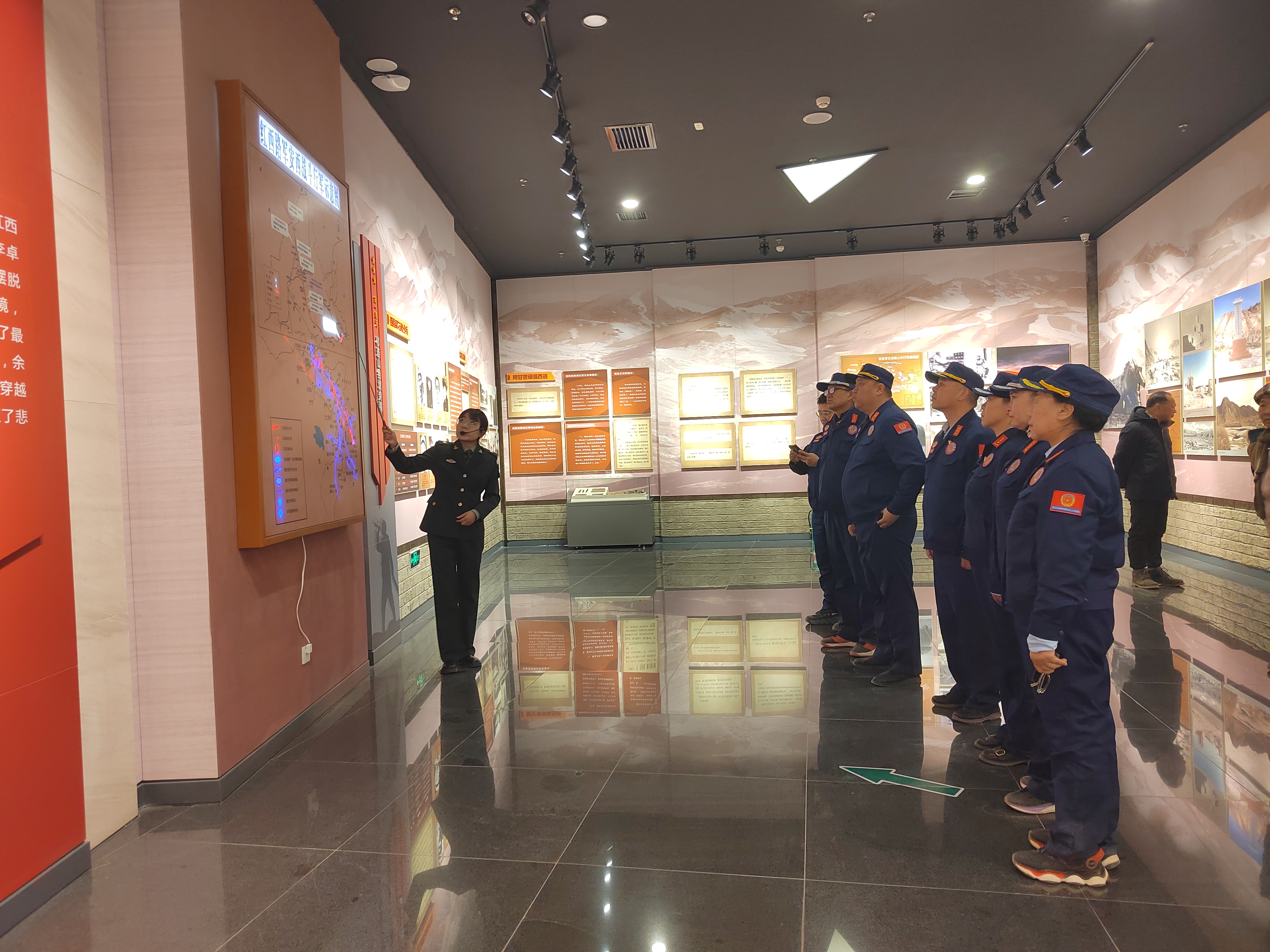 橄榄绿应急救援队做进瓜州最后一战纪念馆