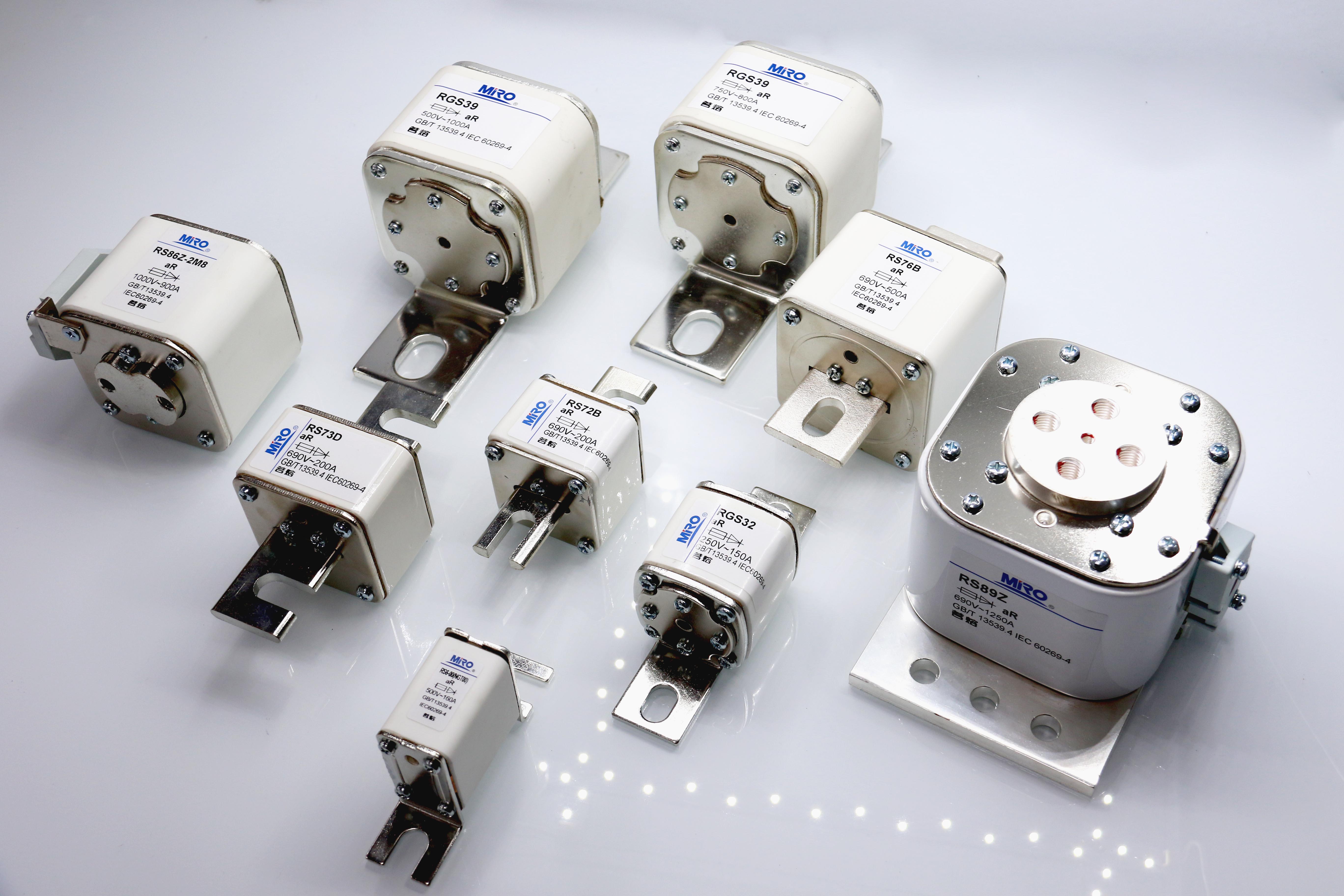 250V500V690V方管螺栓连接式组合