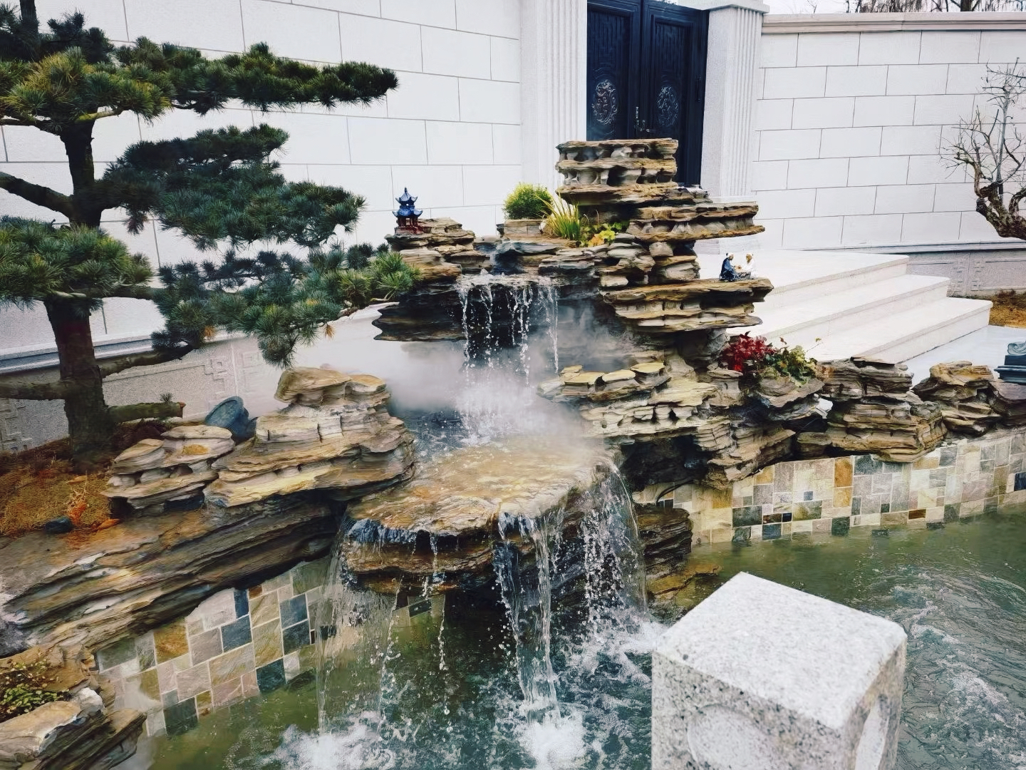定制鱼池假山