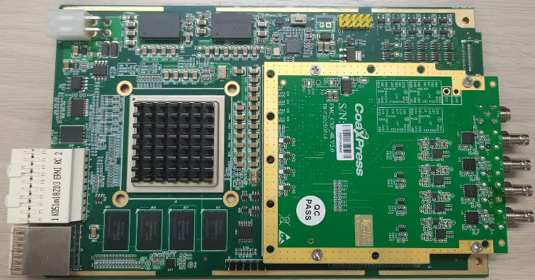 Figure 3-1 Front View of PXIe1004 Board