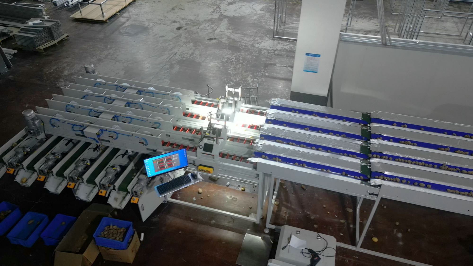 更改后-多通道著类AI尺寸-薯形分选机.