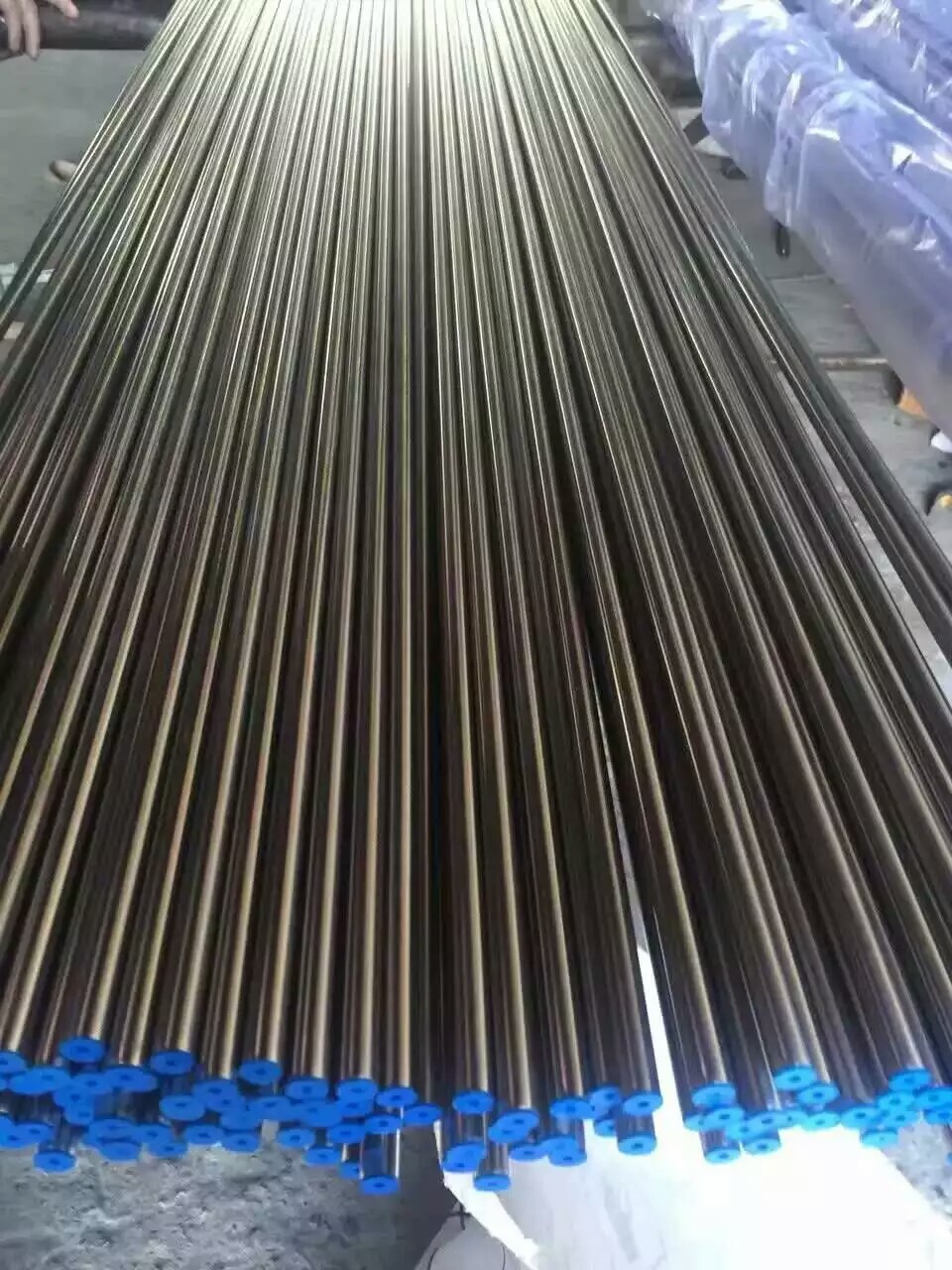 00001-4