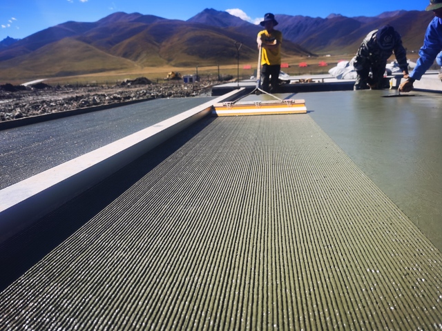 道面混凝土施工作业Pavementconcreteconstruction