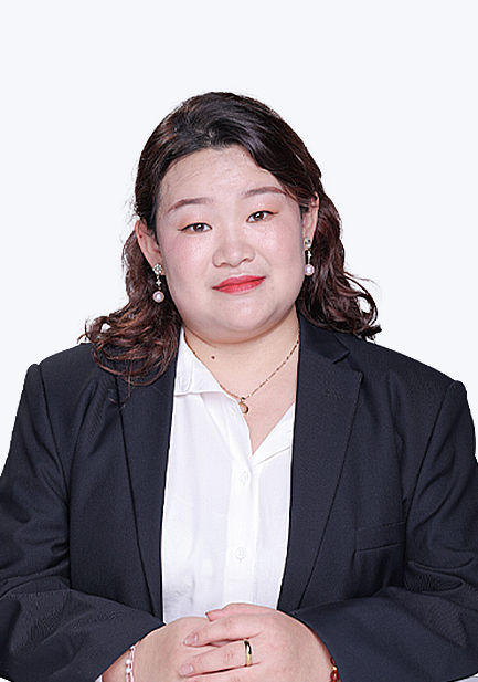 衡水重点高中多年教学经验，语文教研组长；连续6年带高三毕业班，精准把控高考方向；多次获评优秀教师、模范教师、骨干教师称号。
