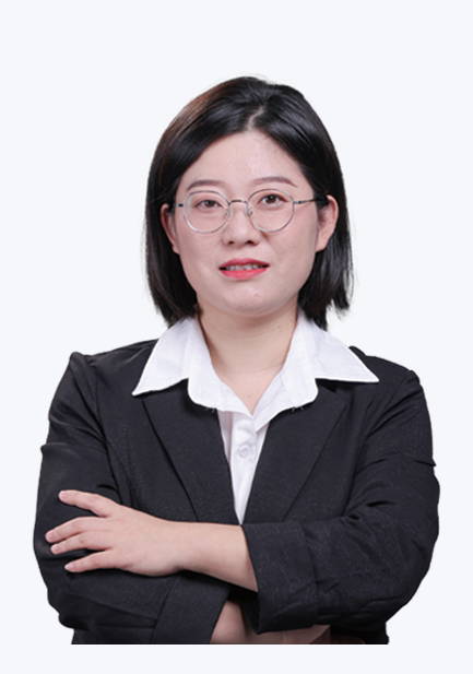 上海大学博士，曾在衡水重点中学任教多年；多次获评优秀班主任·先进工作者·最受学生喜爱教师；优秀学科带头人，深耕学科教研与应试技巧。
