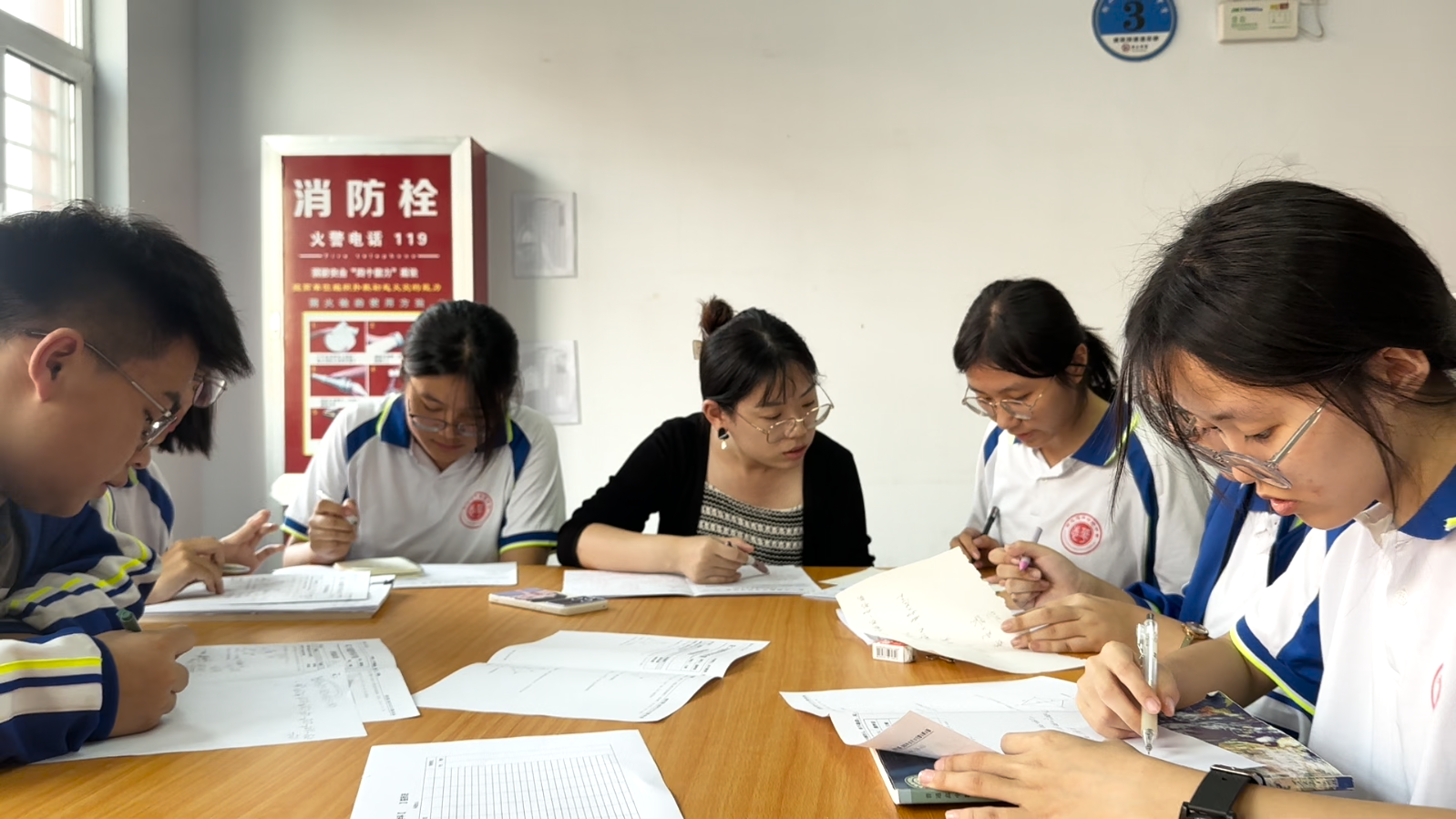 老师面对面答疑，把难点逐个击破