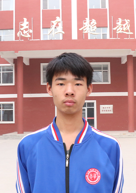 王泽鑫 河北医科大学 中考462 高考623 