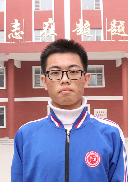 王泽鑫 河北医科大学 中考462 高考623 